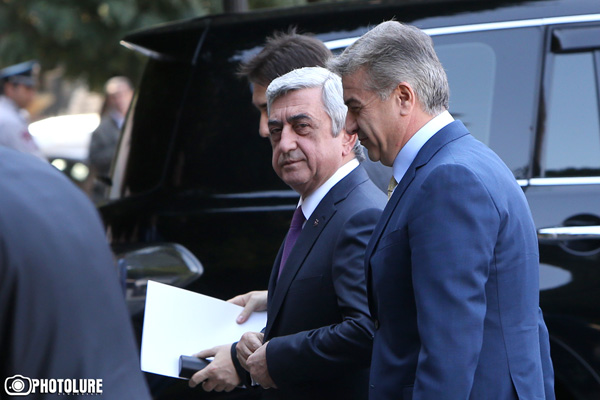 RA President Serzh Sargsyan holds a regular Government's session