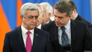 RA President Serzh Sargsyan and RA Prime Minister Karen Karapetyan during the award ceremony on the occasion of 'Army Day' at the RA Presidential Palace