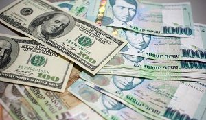 dollar-dram-armenia-economy-600x350