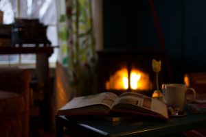 Five-Budget-Friendly-Ways-To-Keep-Your-House-Warm-This-Winter-Chispa-Magazine